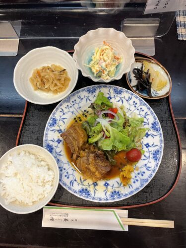 【美禄 】岡山駅徒歩圏内｜創業40年以上の割烹料理店でトロトロ豚の角煮ランチ♡