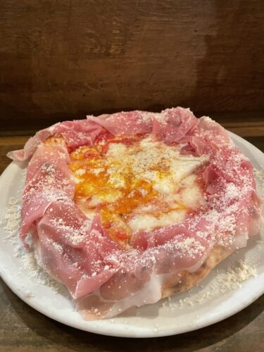 【Duomo （ドゥオモ）】岡山駅前でお洒落に美味しいピザを食べれるカジュアルイタリアン。バースデープレート有！