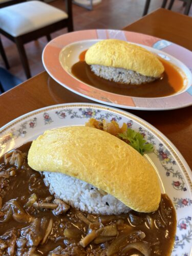 【洋食屋 ボヌール亭】渋川海岸目の前のフワトロオムライスを食べれる洋食店。